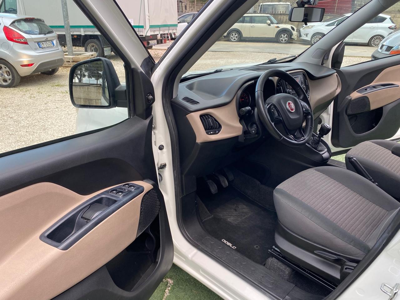 Fiat Doblo 1.6 Diesel Lounge 5 Posti Anno 2018