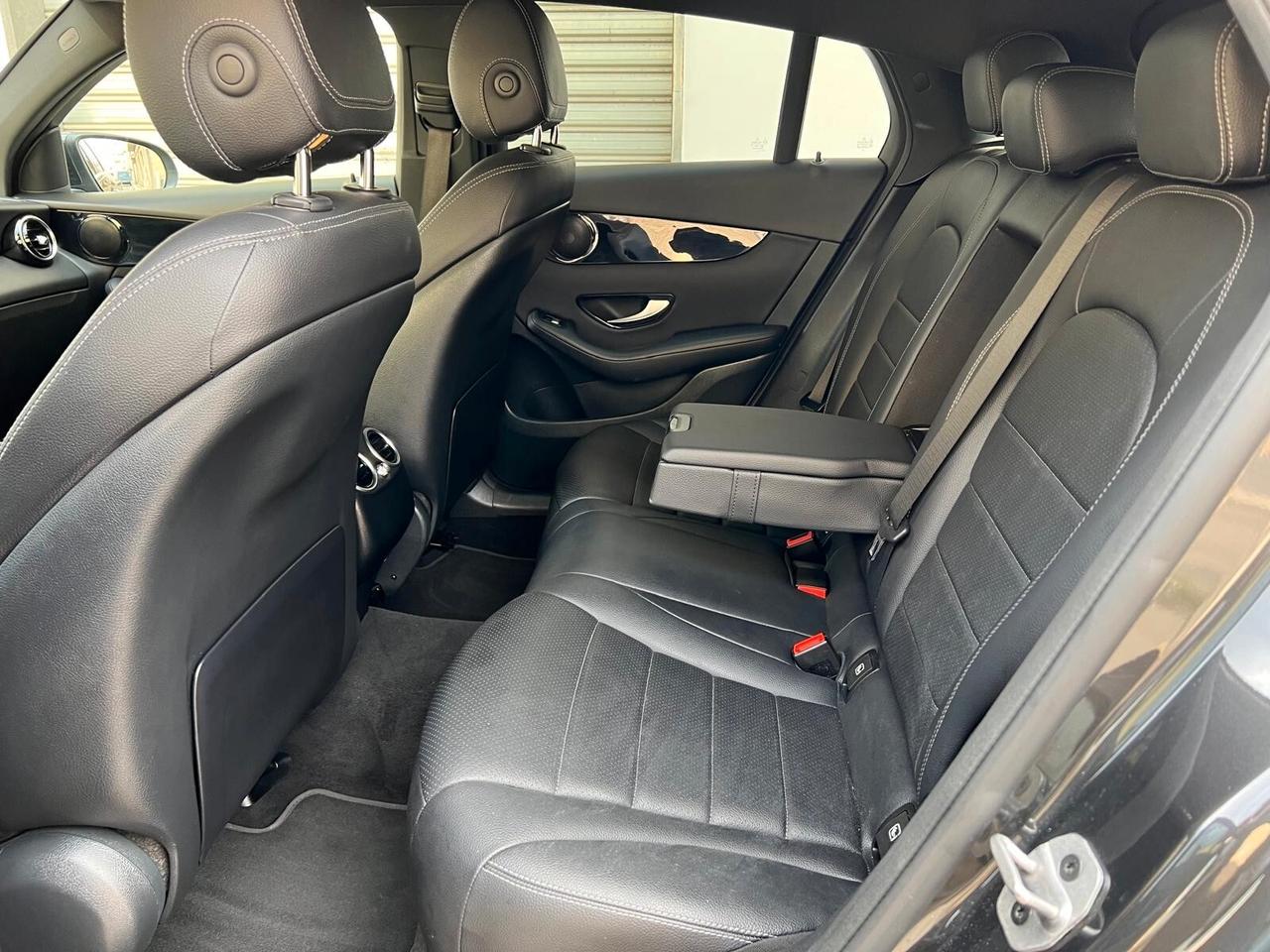 MERCEDES GLC 220D COUPE' 4MATIC SPORT 2.0 194CV PELLE NAVI CAM ANNO 2021