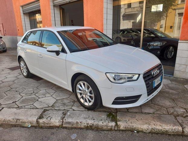 AUDI A3 SPB 1.6 TDI S-TRONIC NAVI/XENO