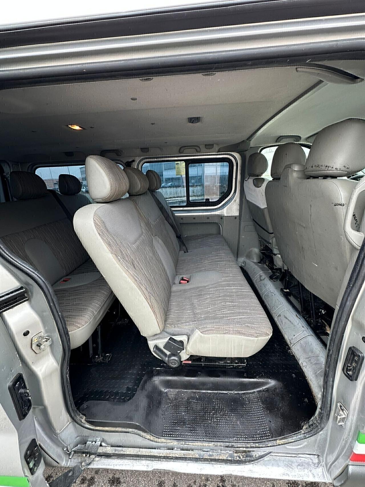 NISSAN PRIMASTAR CON 6 POSTI SUPER PREZZO!