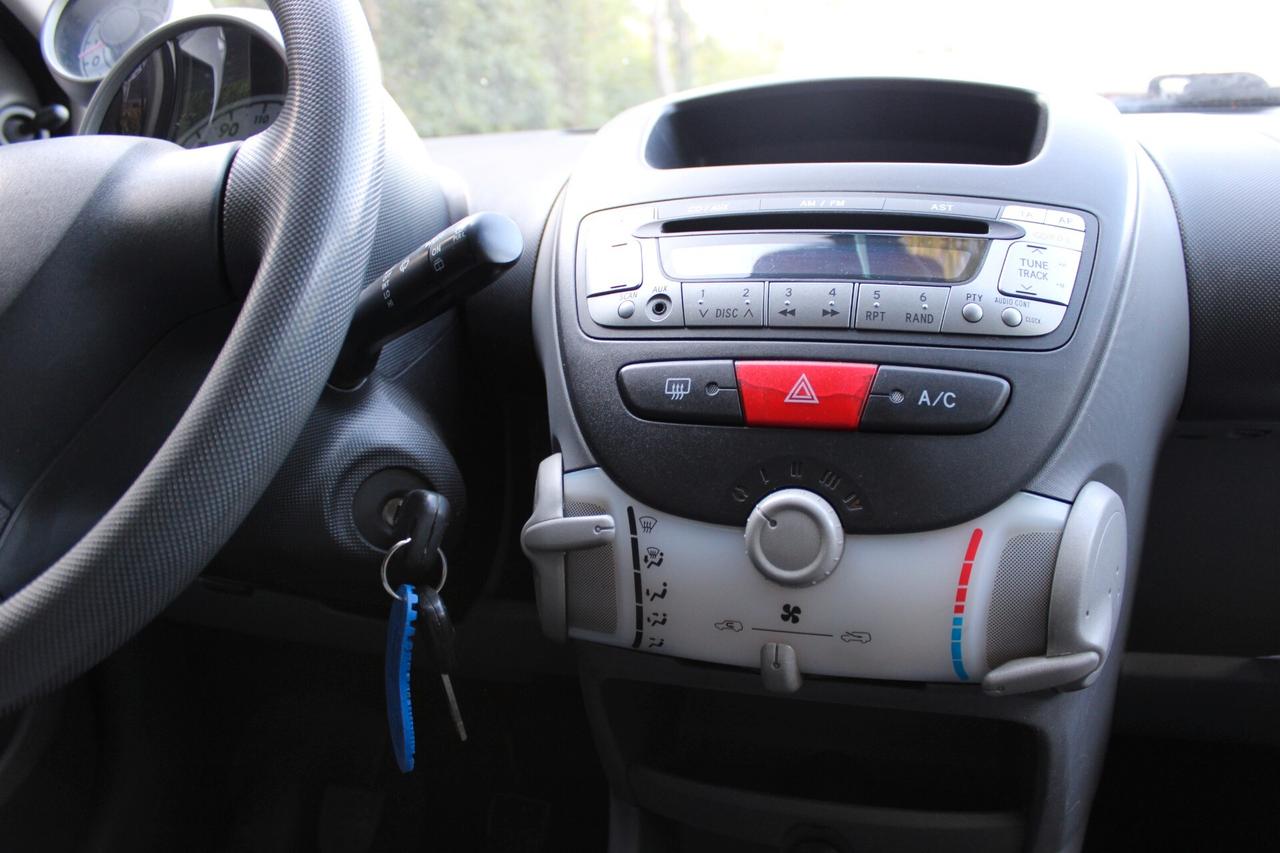 Toyota Aygo Benzina 1.0 12V VVT-i 5 porte Sol Perfetta ok Neopatentati