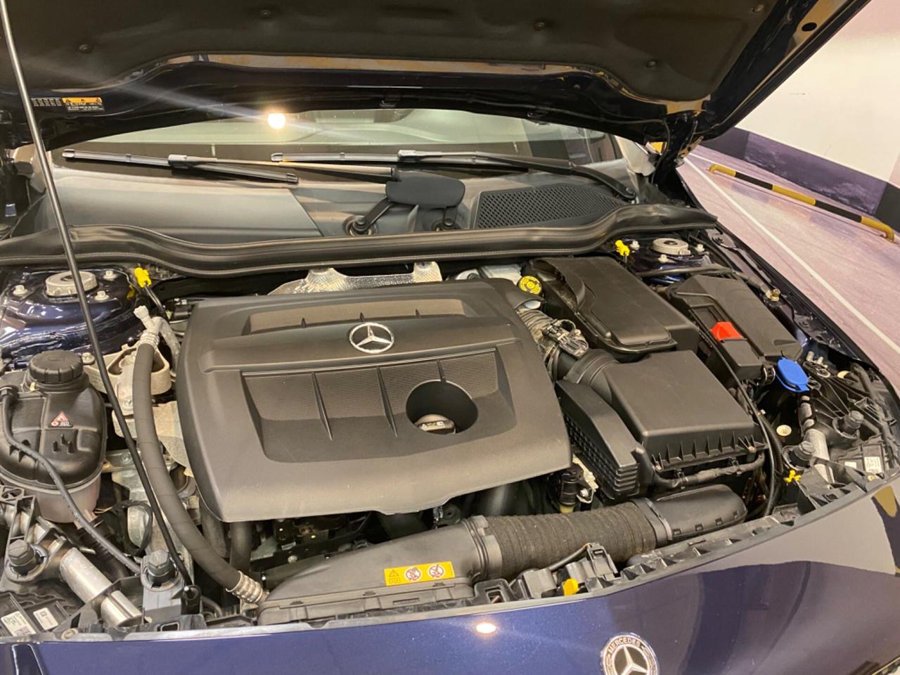 Mercedes-benz A 180 A 180 d Sport