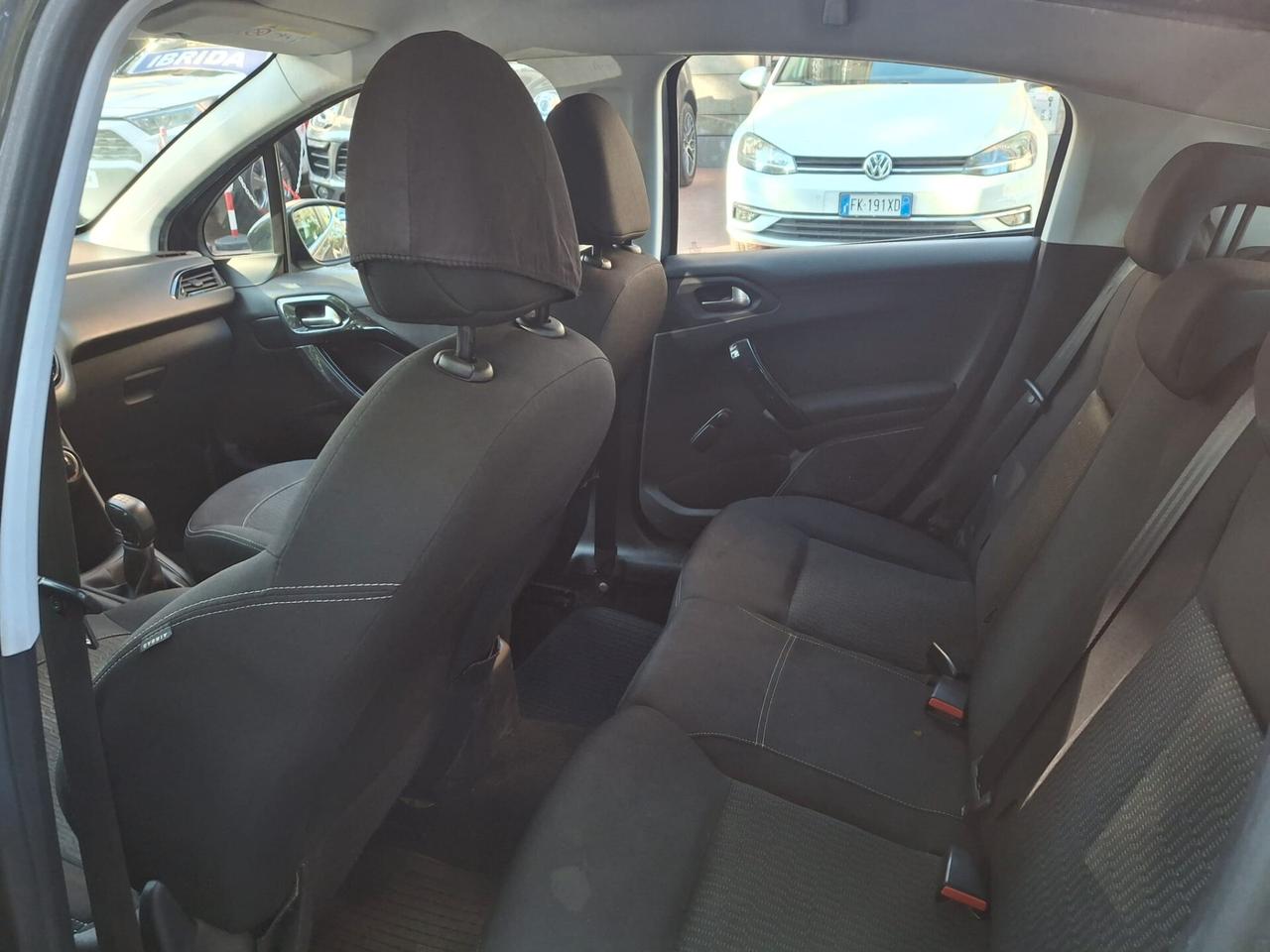 Peugeot 208 BlueHDi 75 5 porte