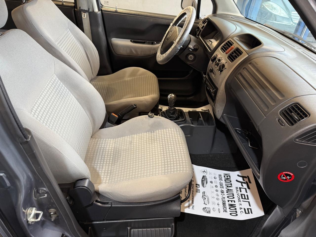 Opel Agila 1.2 16V Enjoy
