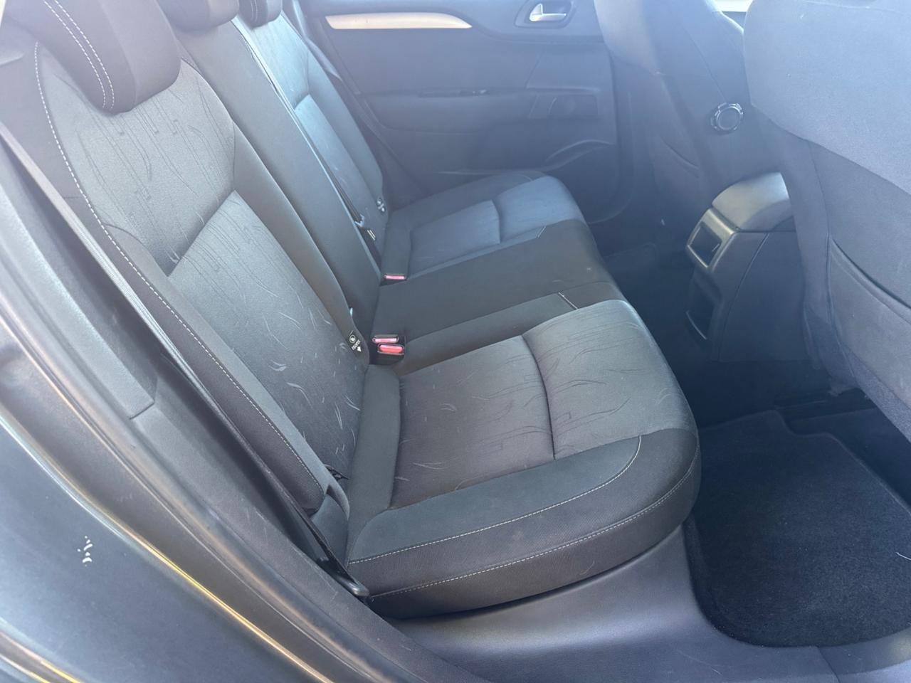 Citroen C4 1.6 benzina neopaten garanzia 12 mesi