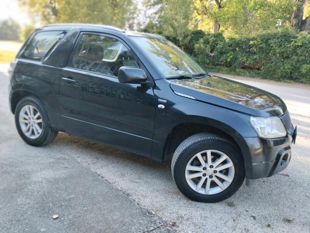 Suzuki Grand Vitara 1.9 DDiS 3 porte