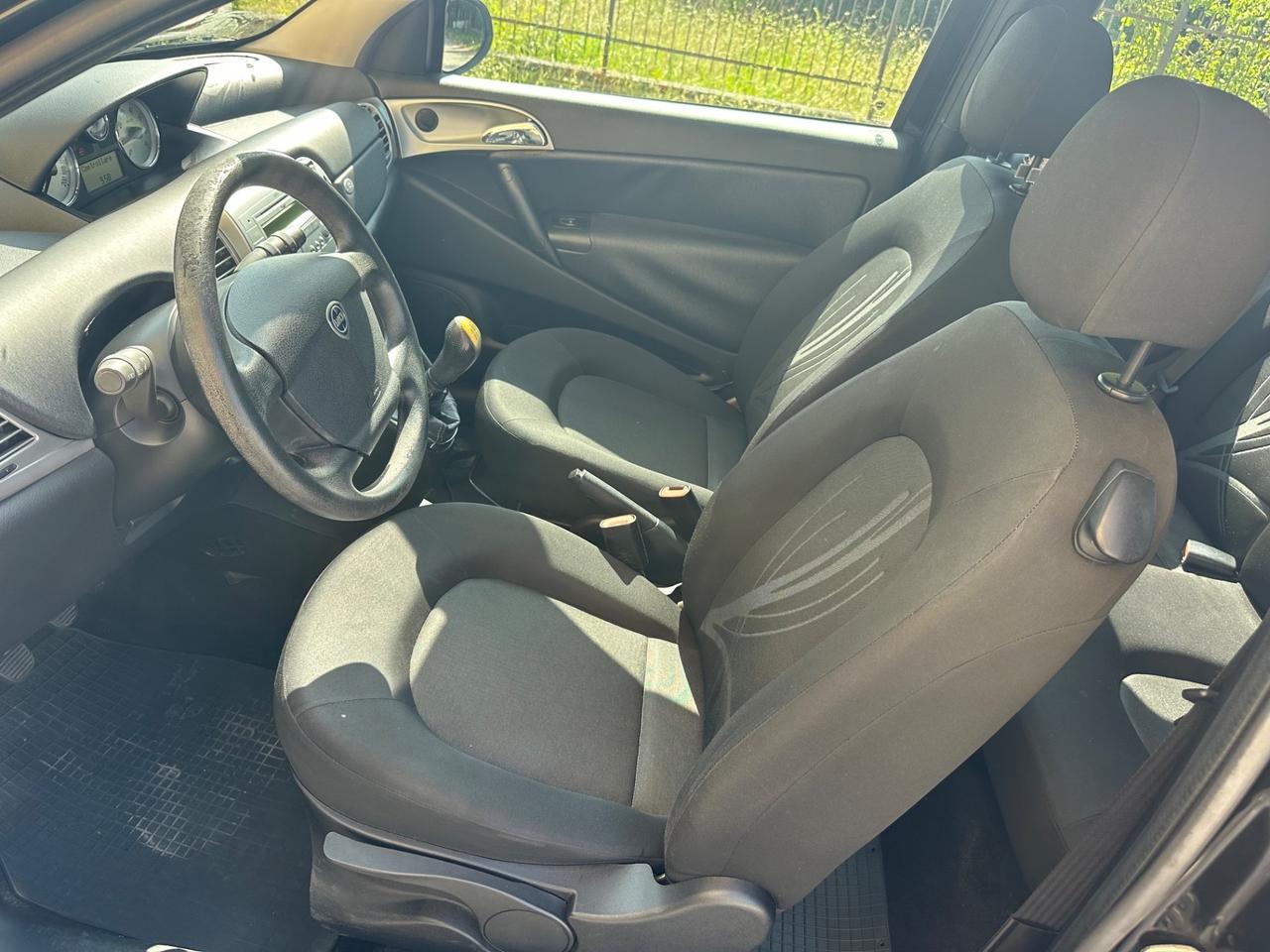 Lancia Ypsilon 1.3 MJT 75 CV