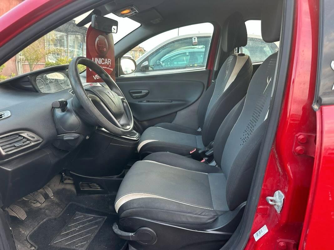 Lancia Ypsilon 1.2 8v Gold c CL 69cv E6