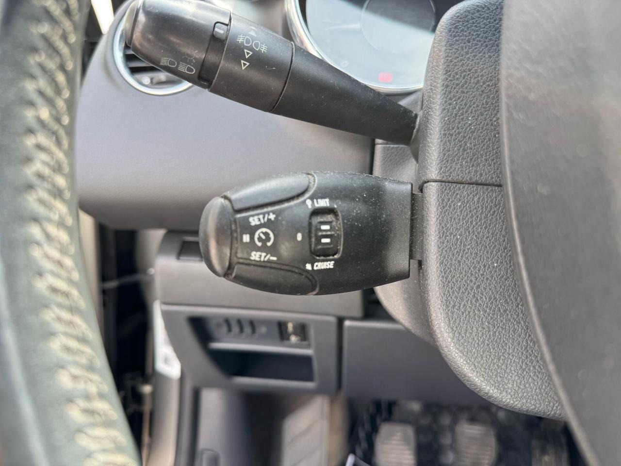 Peugeot 3008 1.6 HDi 110CV Outdoor