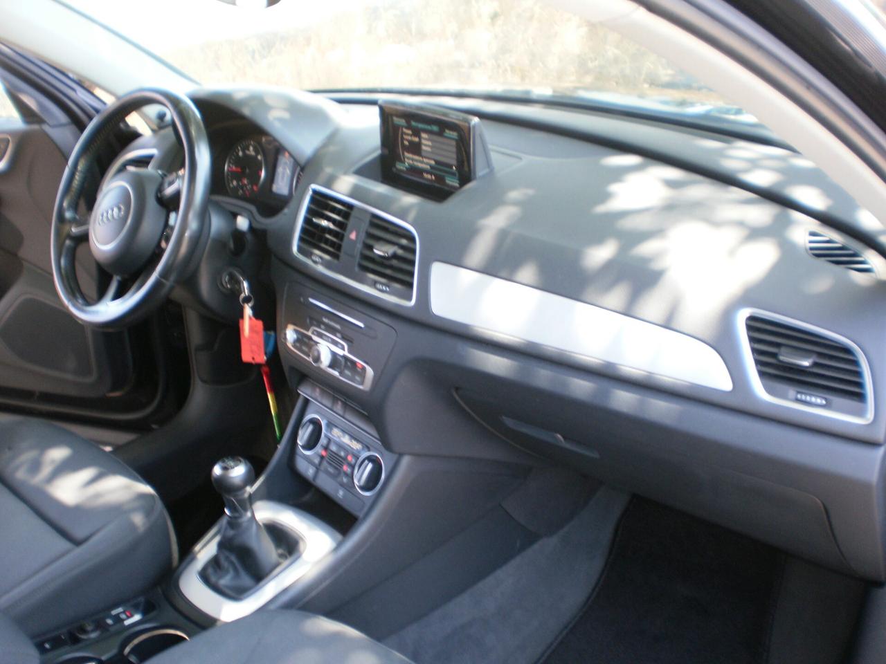 Audi Q3 2.0 TDI 120 CV S tronic Sport
