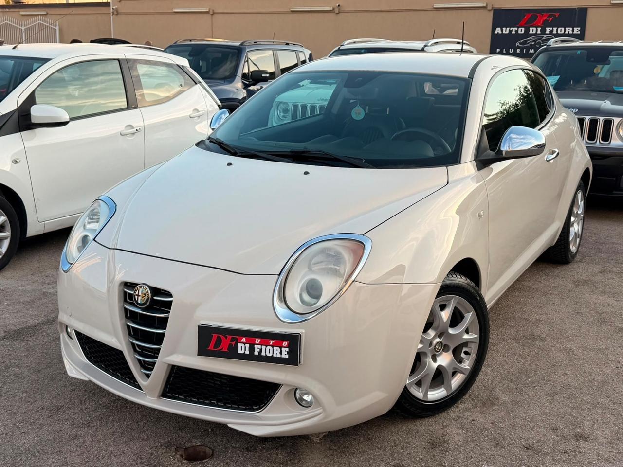 Alfa Romeo MiTo 1.3 JTDm-2 95CV Distinctive PELLE TOTALE SENSORI PARCHEGGIO