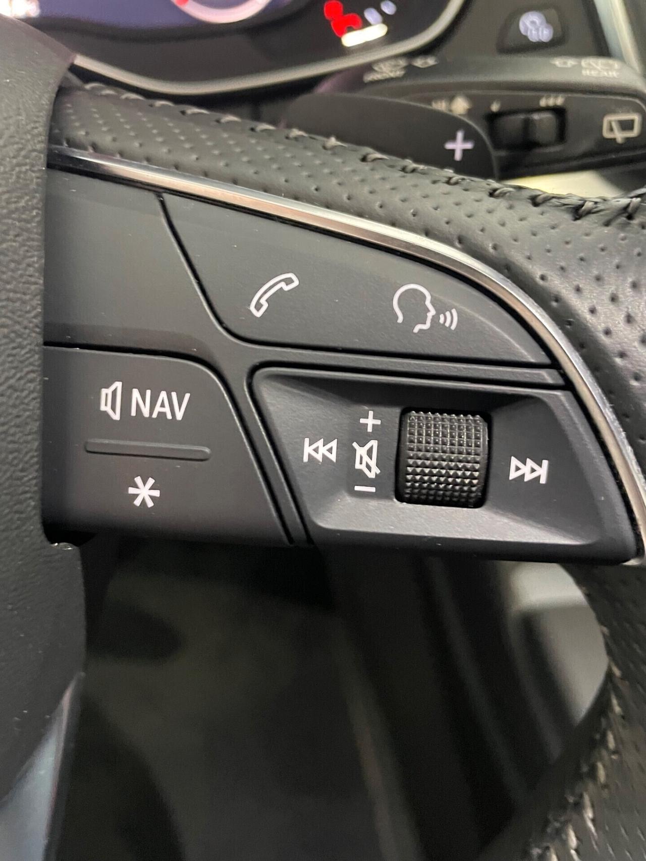 AUDI Q5 2.0 TDI QUATTRO S TRONIC S LINE S PLUS