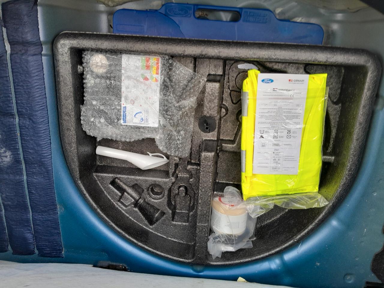 FORD FIESTA TITANIUM 5P 1.2 BENZINA 82 CV