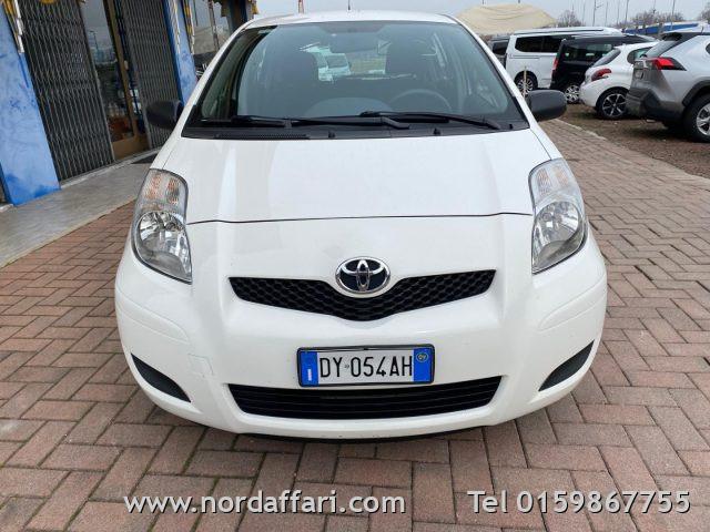 TOYOTA Yaris 1.0 5 porte