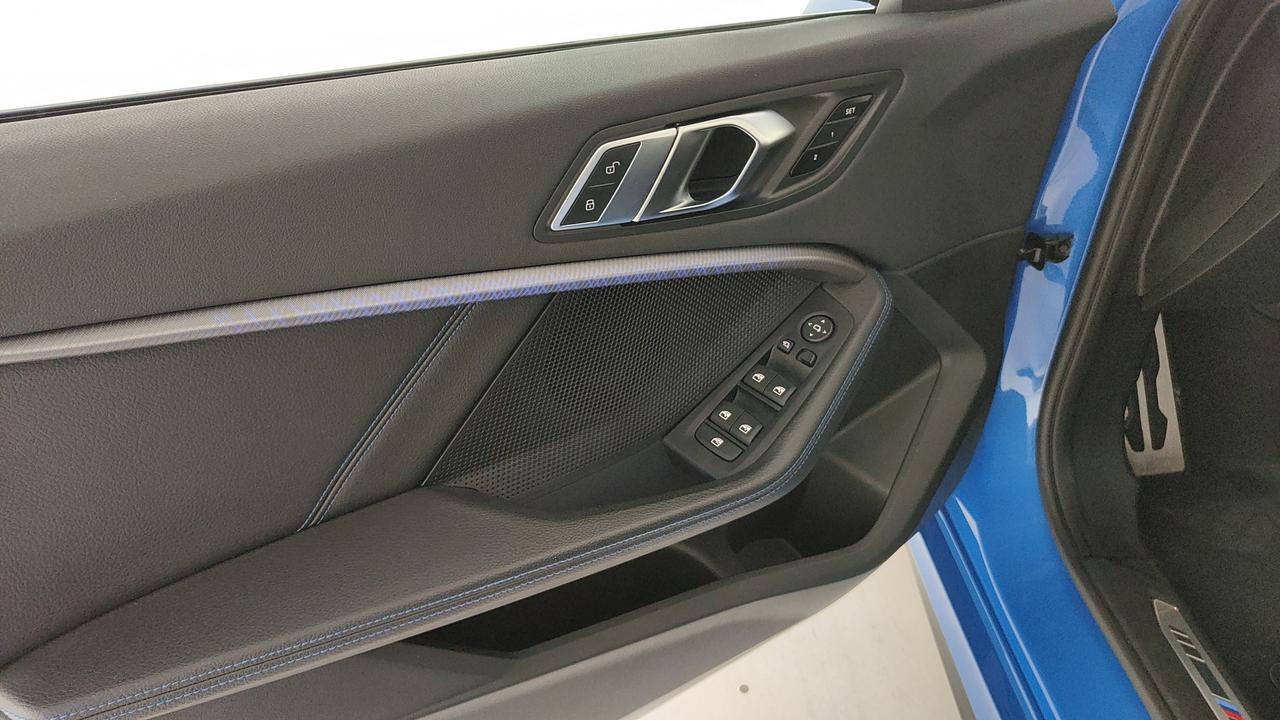 BMW Serie 1 F40 - M 135i xdrive auto