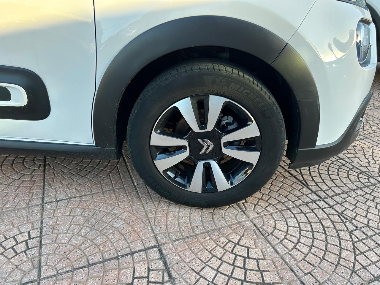 Citroen C3 PureTech 83 S&S Shine