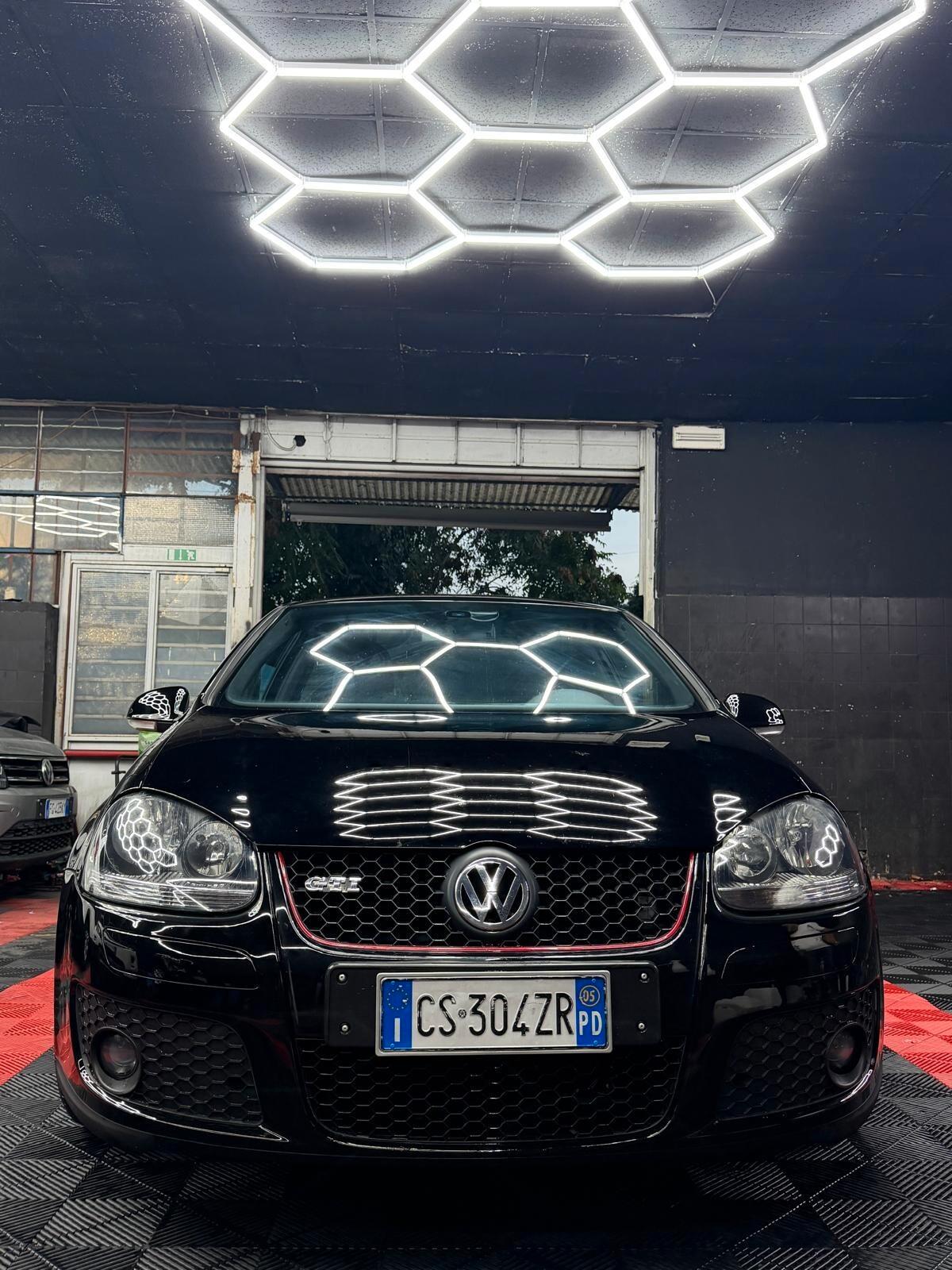 Volkswagen Golf GTI 2.0 16V TFSI 3p.