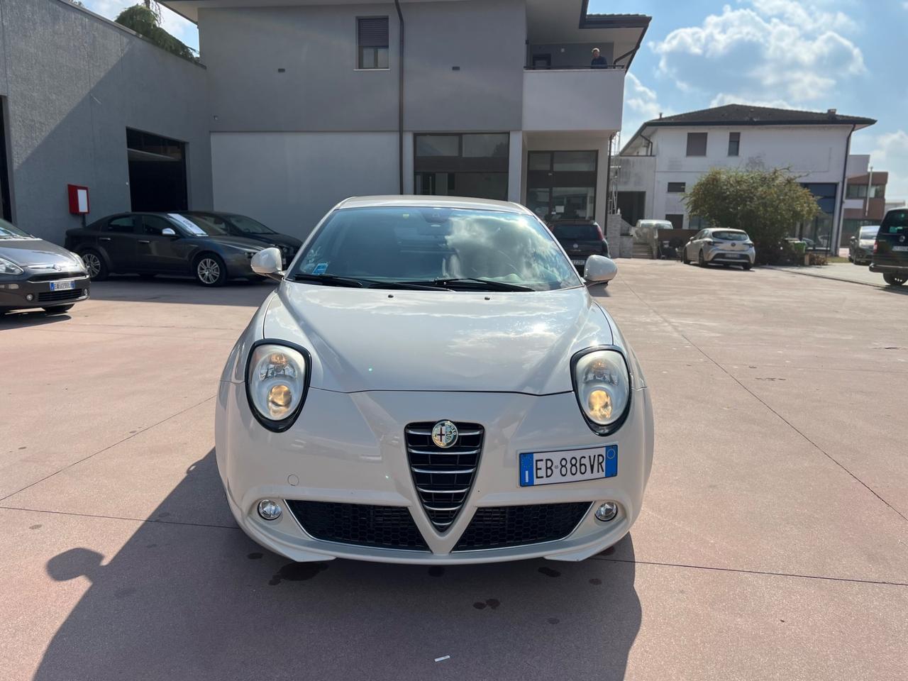 Alfa Romeo MiTo 1.3 JTDm-2 95 CV S&S Distinctive Sport Pack