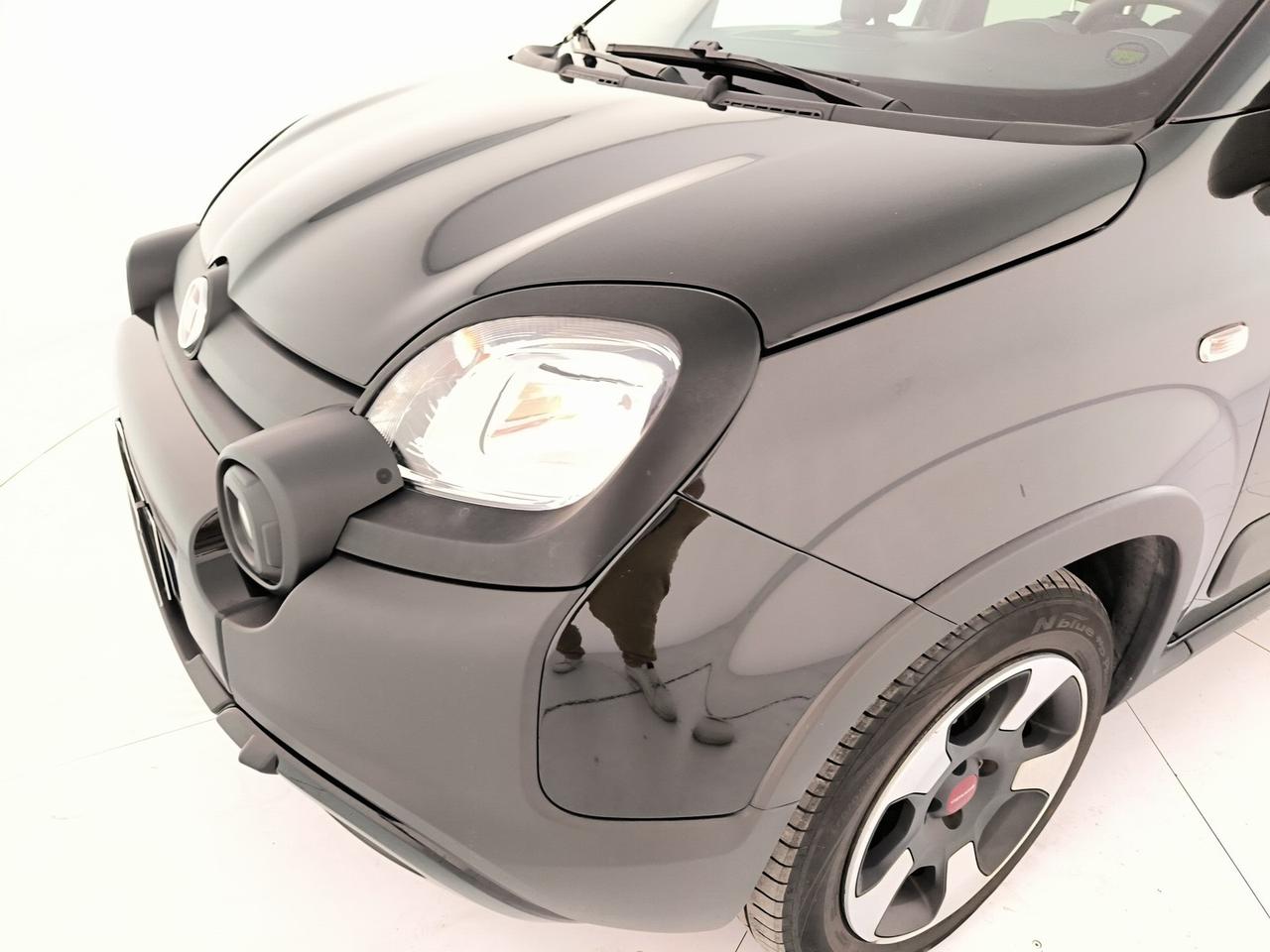Fiat Panda 1.0 firefly hybrid cross s&s 70cv 5p.ti