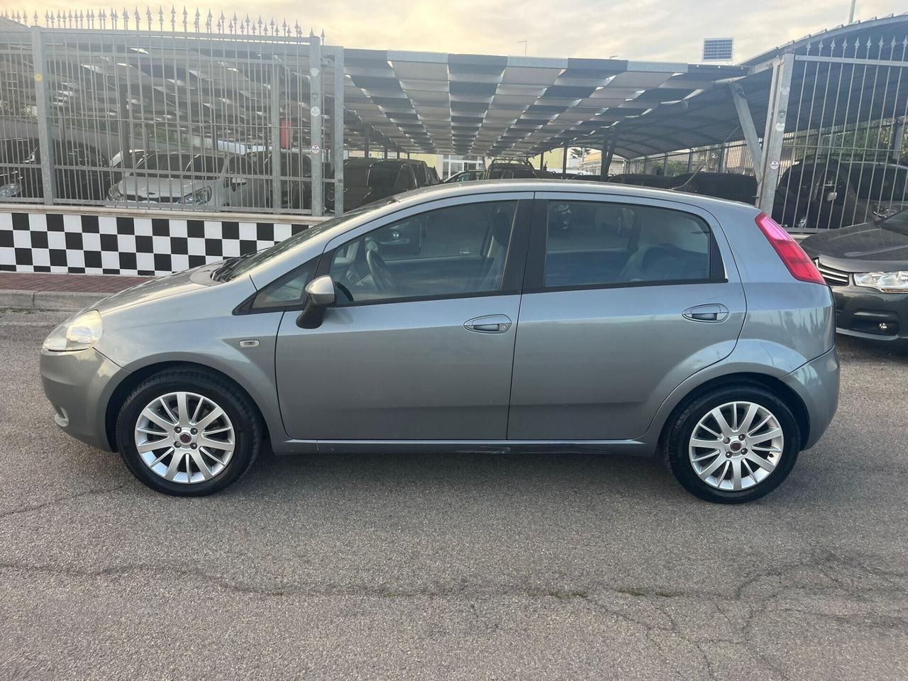Fiat Grande Punto 1.3 MJT 5 porte Emotion Unipro 2009