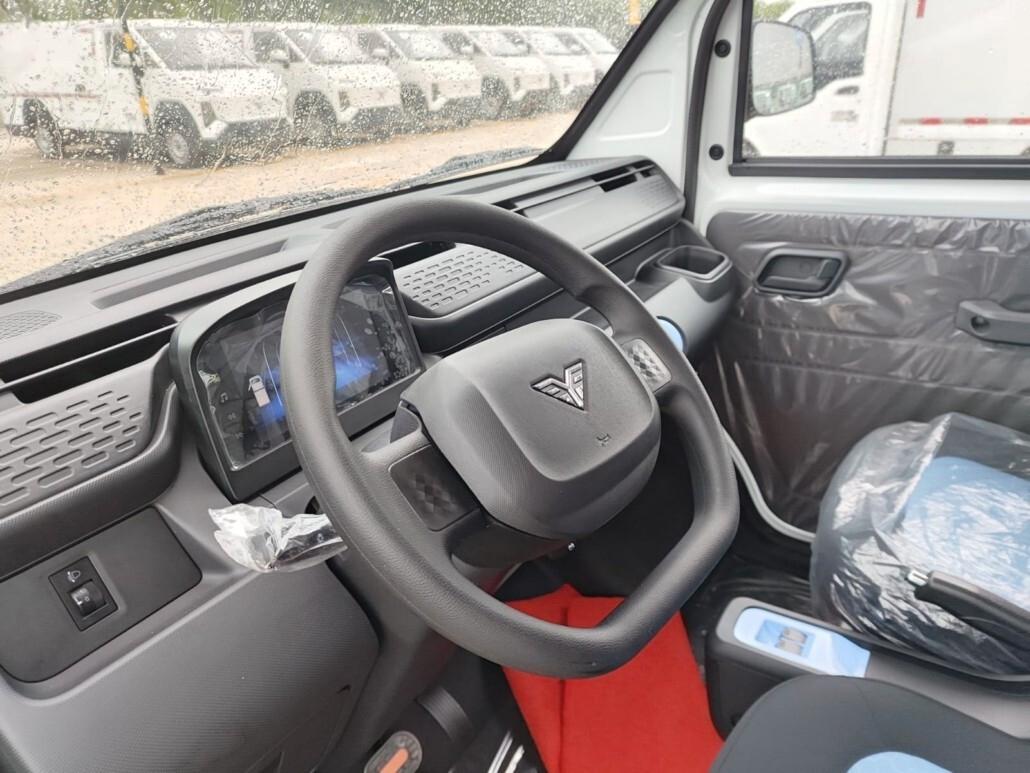 Yunlong PickUp - Simile Piaggio Porter