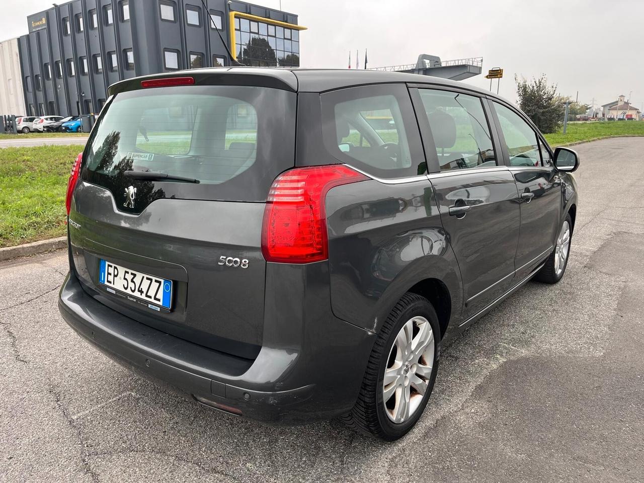 Peugeot 5008 1.6 HDi 112CV Active