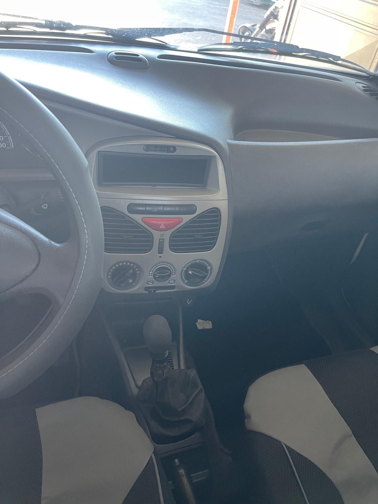 Fiat Strada 1.9 Diesel Pick-up Unipro PERMUTE RATE