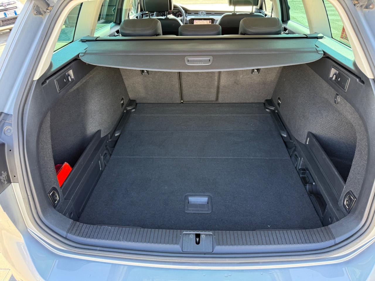 Volkswagen Passat Variant 2.0 TDI SCR 190 CV DSG Executive BMT