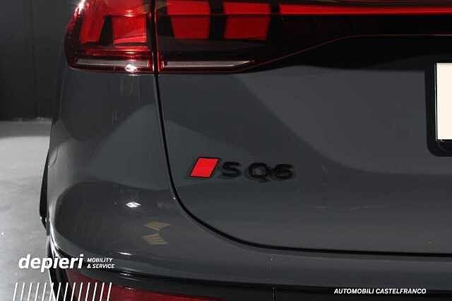 Audi SQ6 e-tron quattro edition One grey -BEV batt.94,9