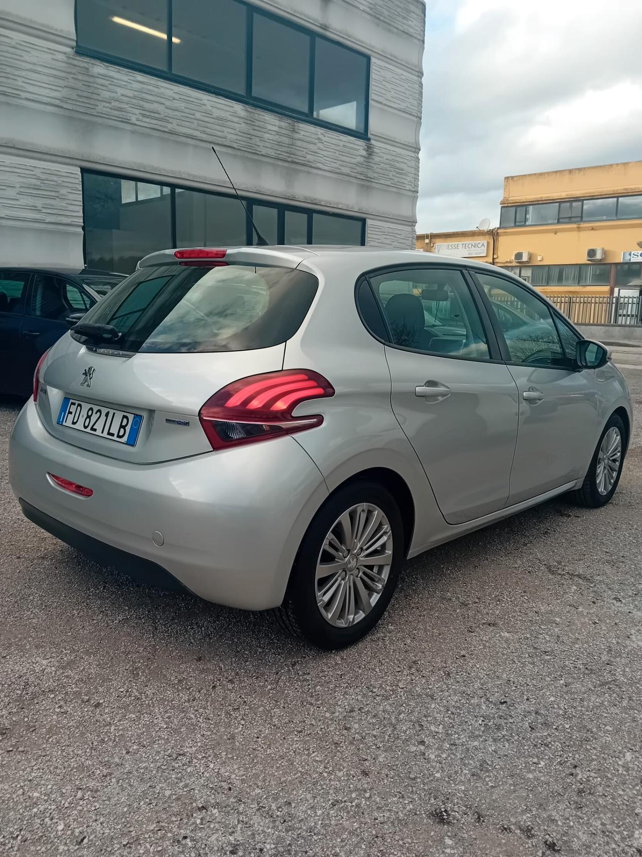 Peugeot 208 BlueHDi 75 5 porte Active