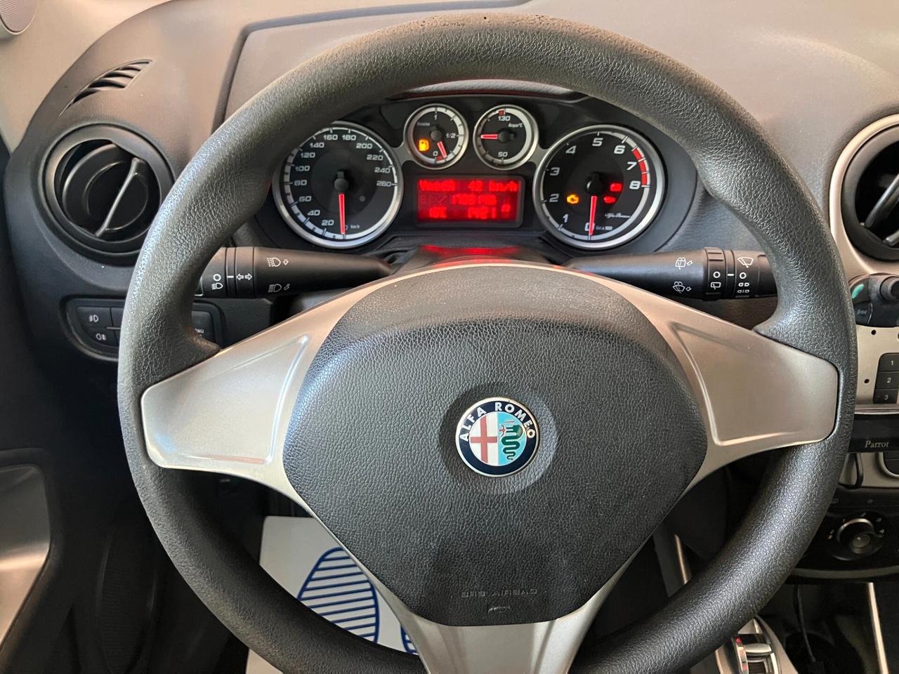 Alfa Romeo MiTo 1.4 Distinctive NEOPATENTATI