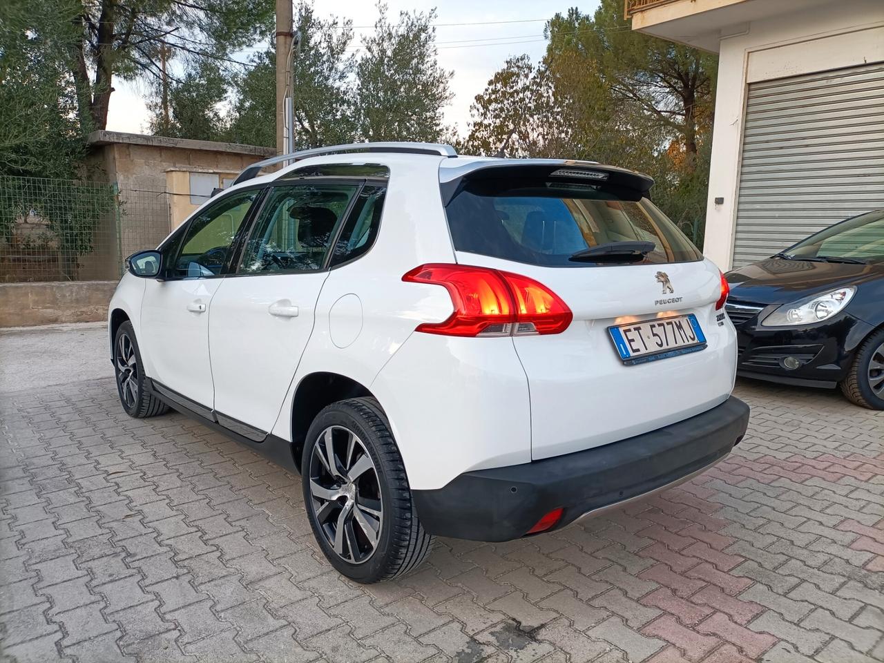 Peugeot 2008 1.6 e-HDi 92 CV Allure/pelle/Navi