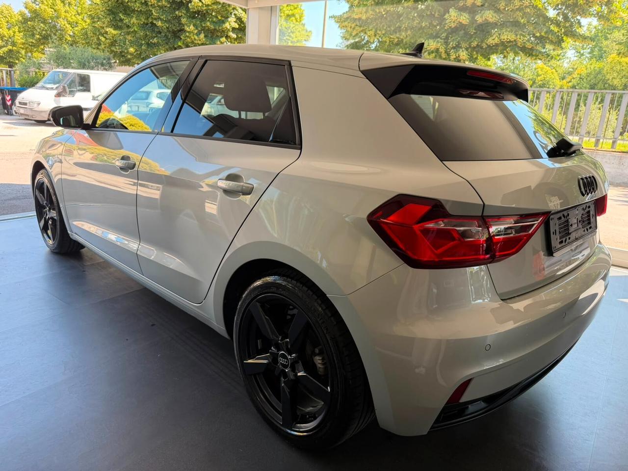 Audi A1 SPB 30 TFSI S tronic Identity Black
