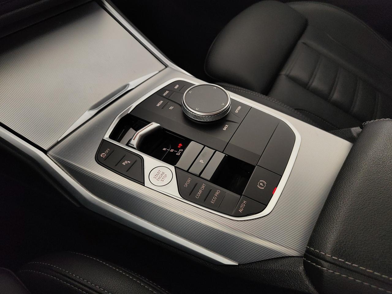 BMW Serie 3 G21 2022 Touring - 330d Touring mhev 48V xdrive auto