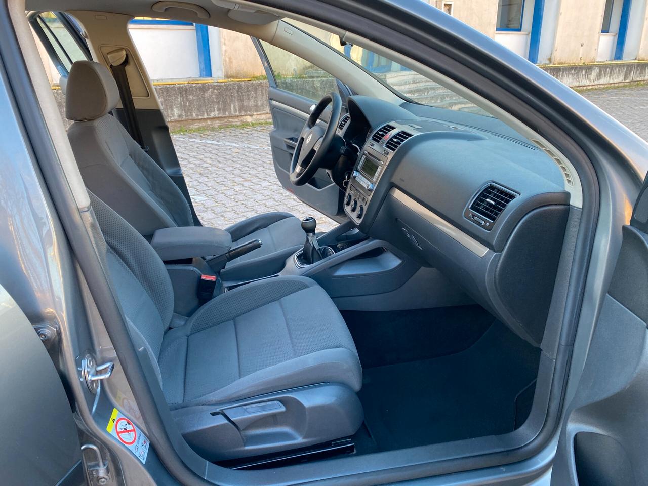 Volkswagen Golf 1.9 TDI 6Marce OK Neopatentati