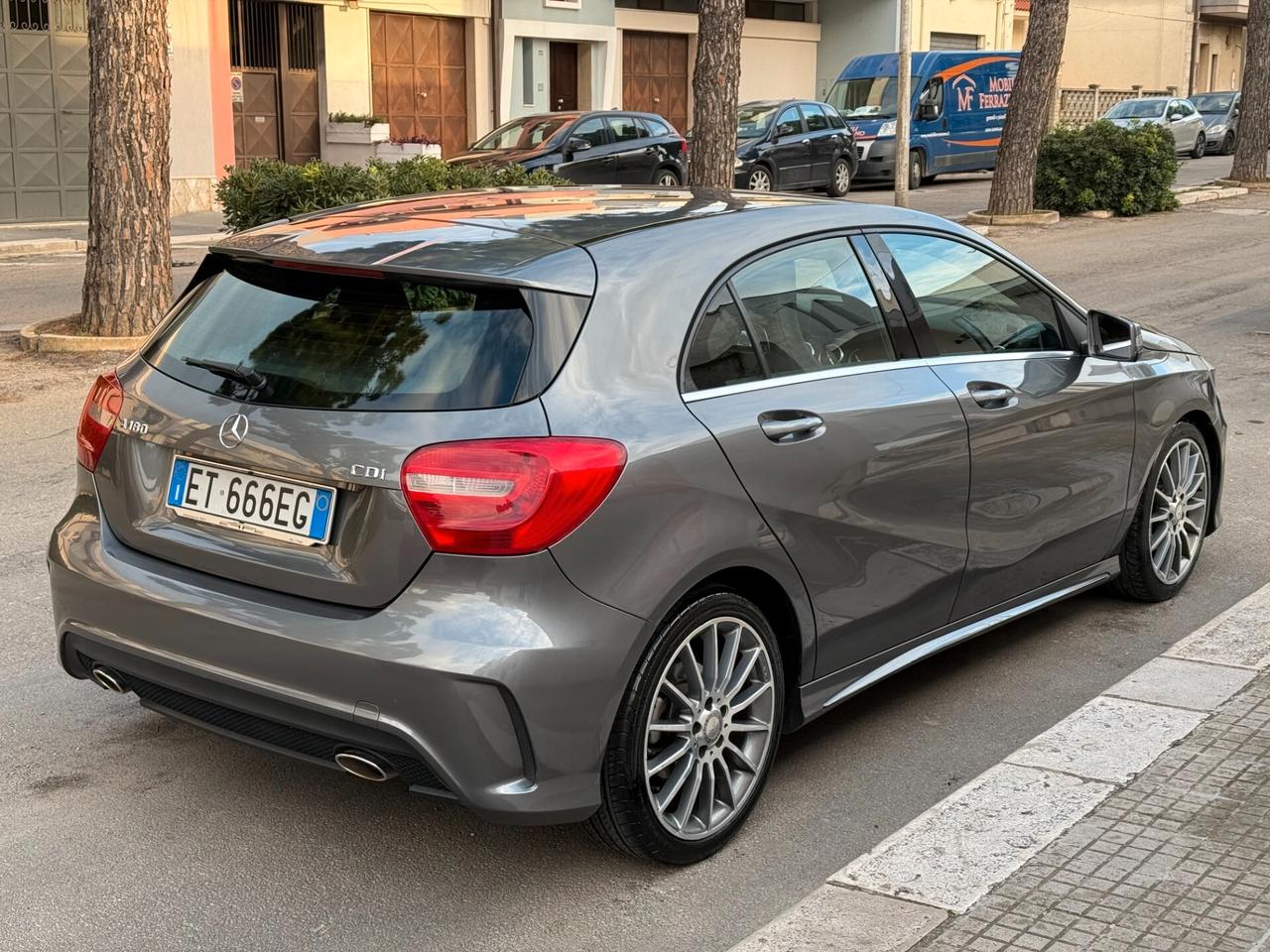 Mercedes-Benz A 180 CDI Premium AMG PELLE - 2013