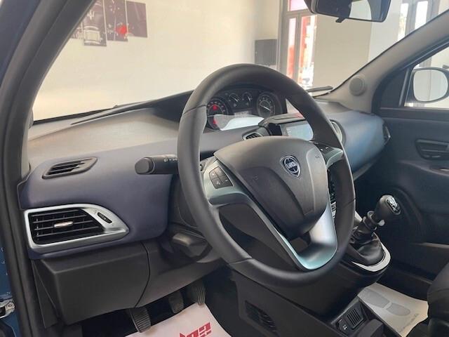Lancia Ypsilon 1.0 FireFly 5 porte S&S Hybrid Platino 4.500km