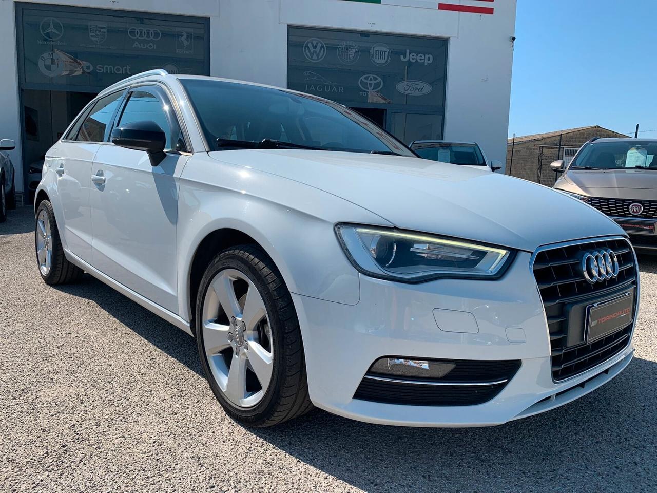 Audi A3 SPB 1.6 TDI clean diesel Ambition