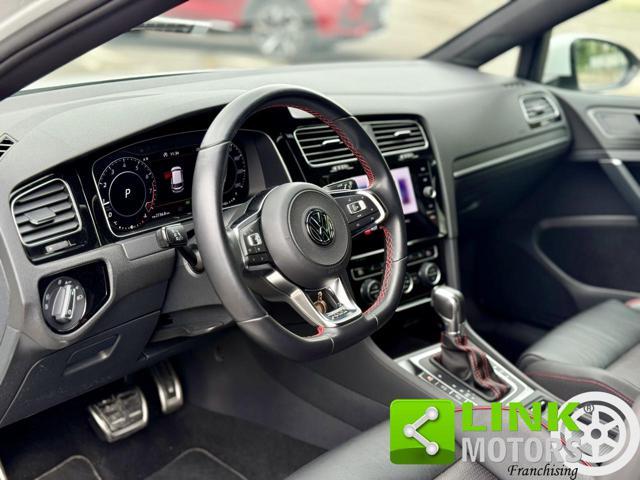 VOLKSWAGEN Golf GTI PERFORMANCE