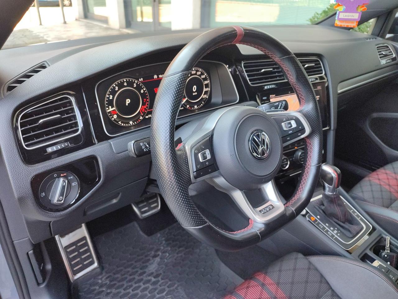 Volkswagen Golf GTI 2.0 TSI GTI TCR DSG 5p #11764