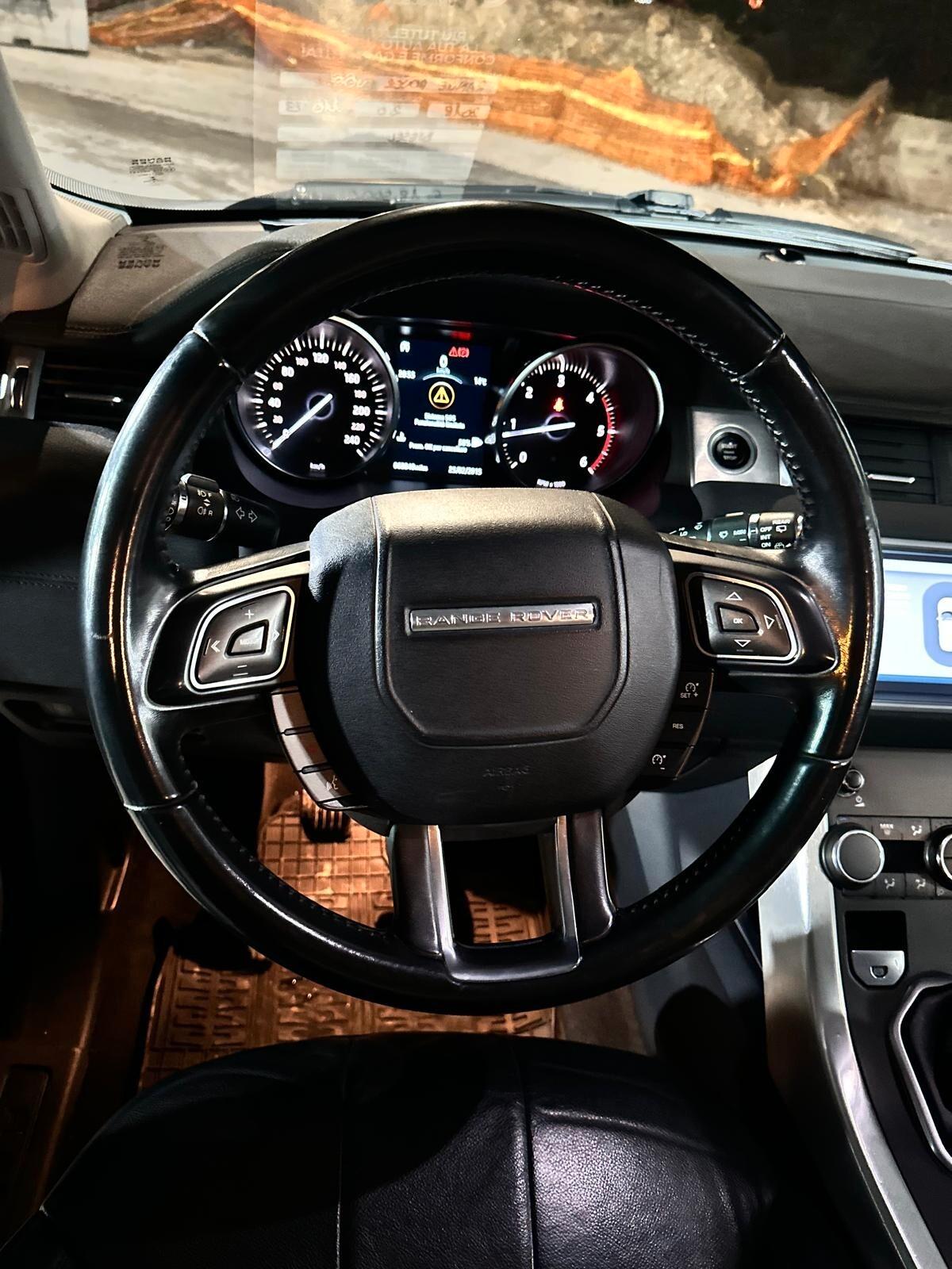 Land Rover Range Evoque 2.0 TD4 180 CV 5p. SE Dynamic