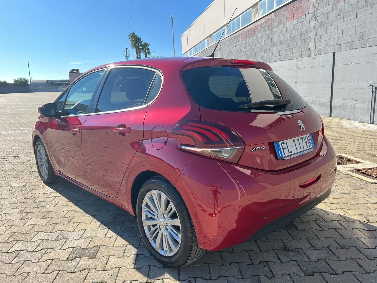 Peugeot 208 1.2 Benzina 82cv 5p. Allure - 2017