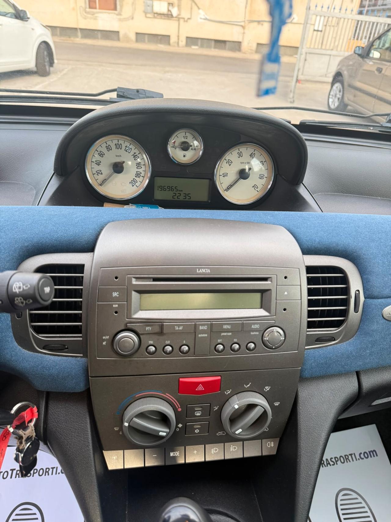 Lancia Ypsilon 1.3 Multijet 16V Argento
