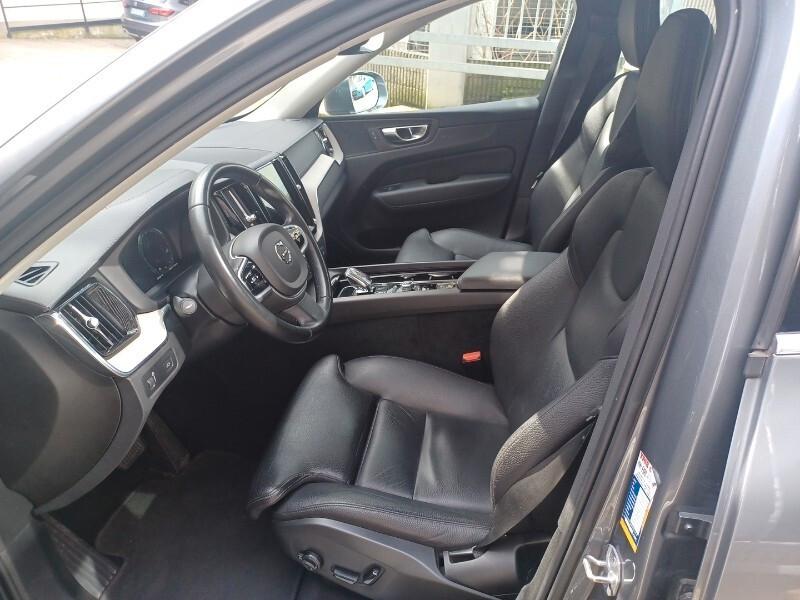 Volvo XC60 B4 (d) AWD Diesel Hybrid Geartronic Inscription