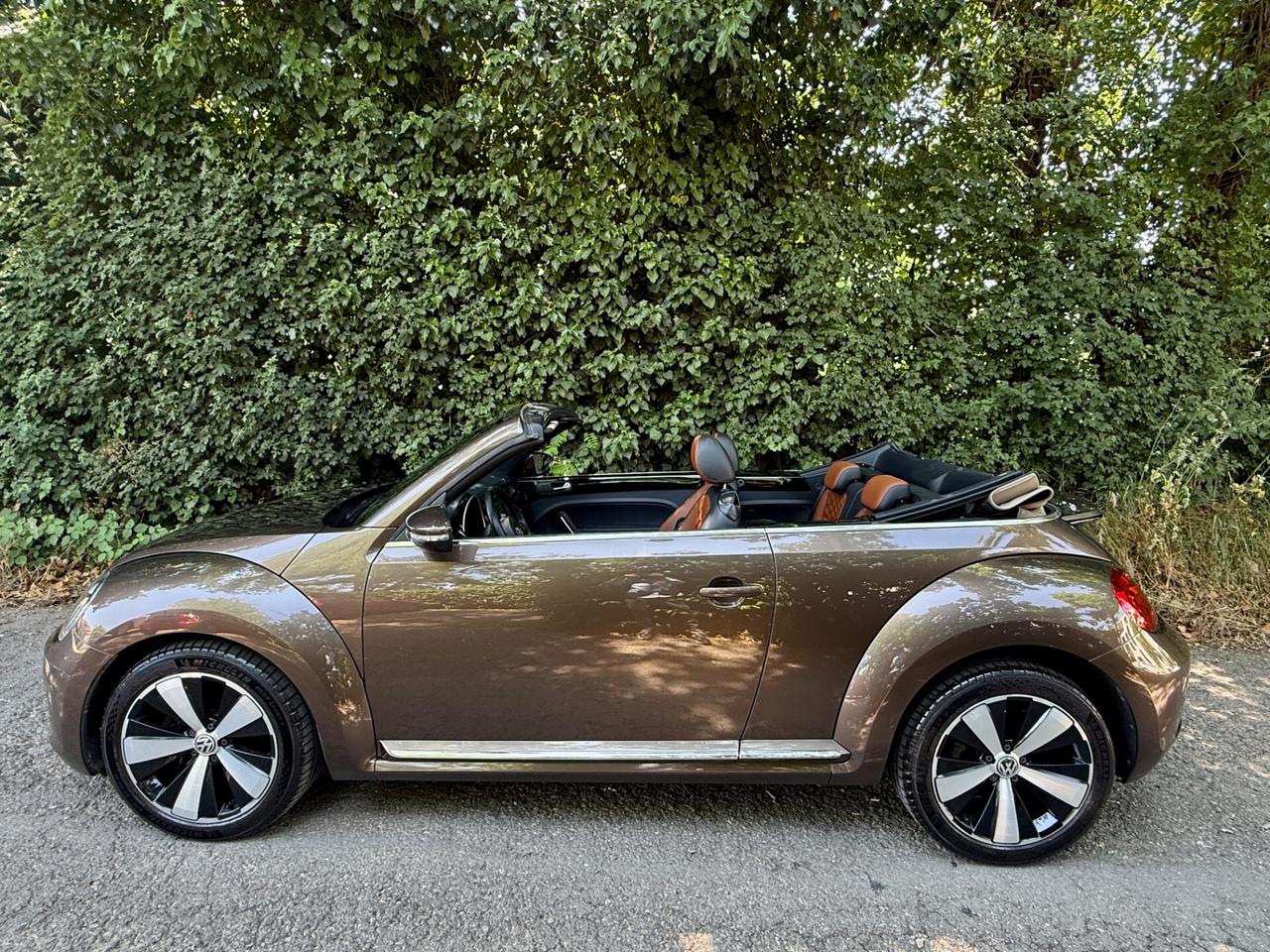 Volkswagen Maggiolino Cabrio 1.4 TSI - LA PIU BELLA ITALIA