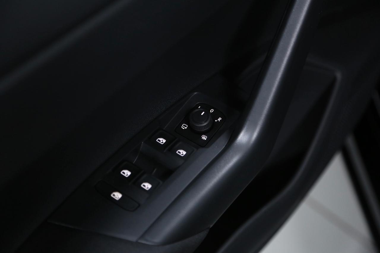 Volkswagen Polo Edition Plus 1.0 80 cv