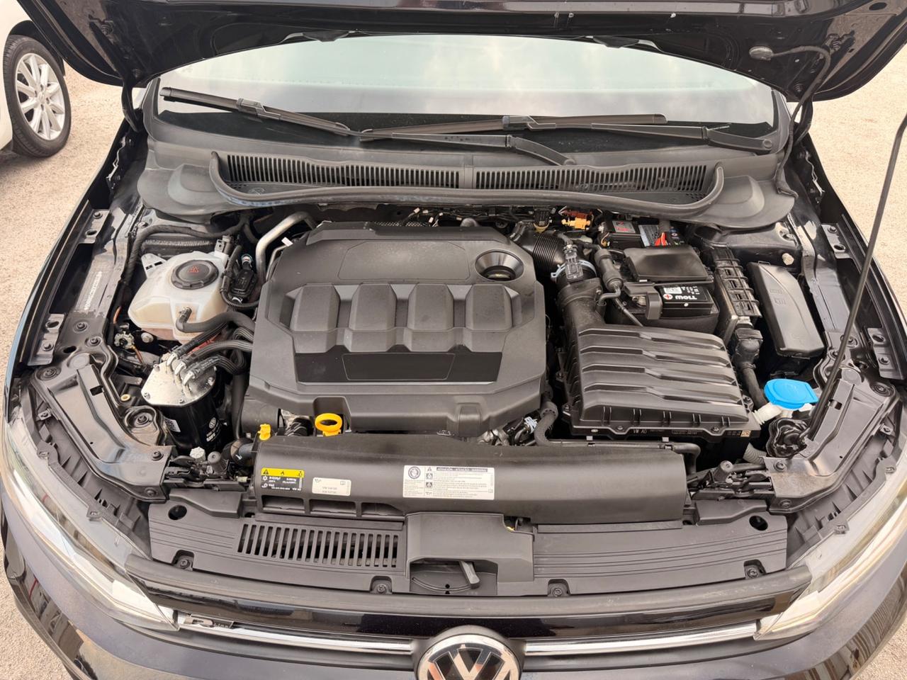 Volkswagen Polo 1.6 TDI 95cv R-LINE FULL LED MATRIX