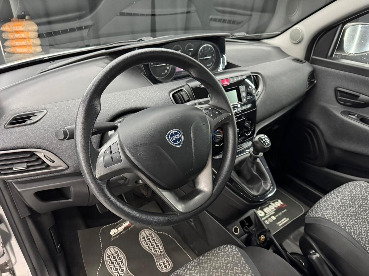 Lancia Ypsilon 1.2 69 CV 5 porte GPL Ecochic Gold