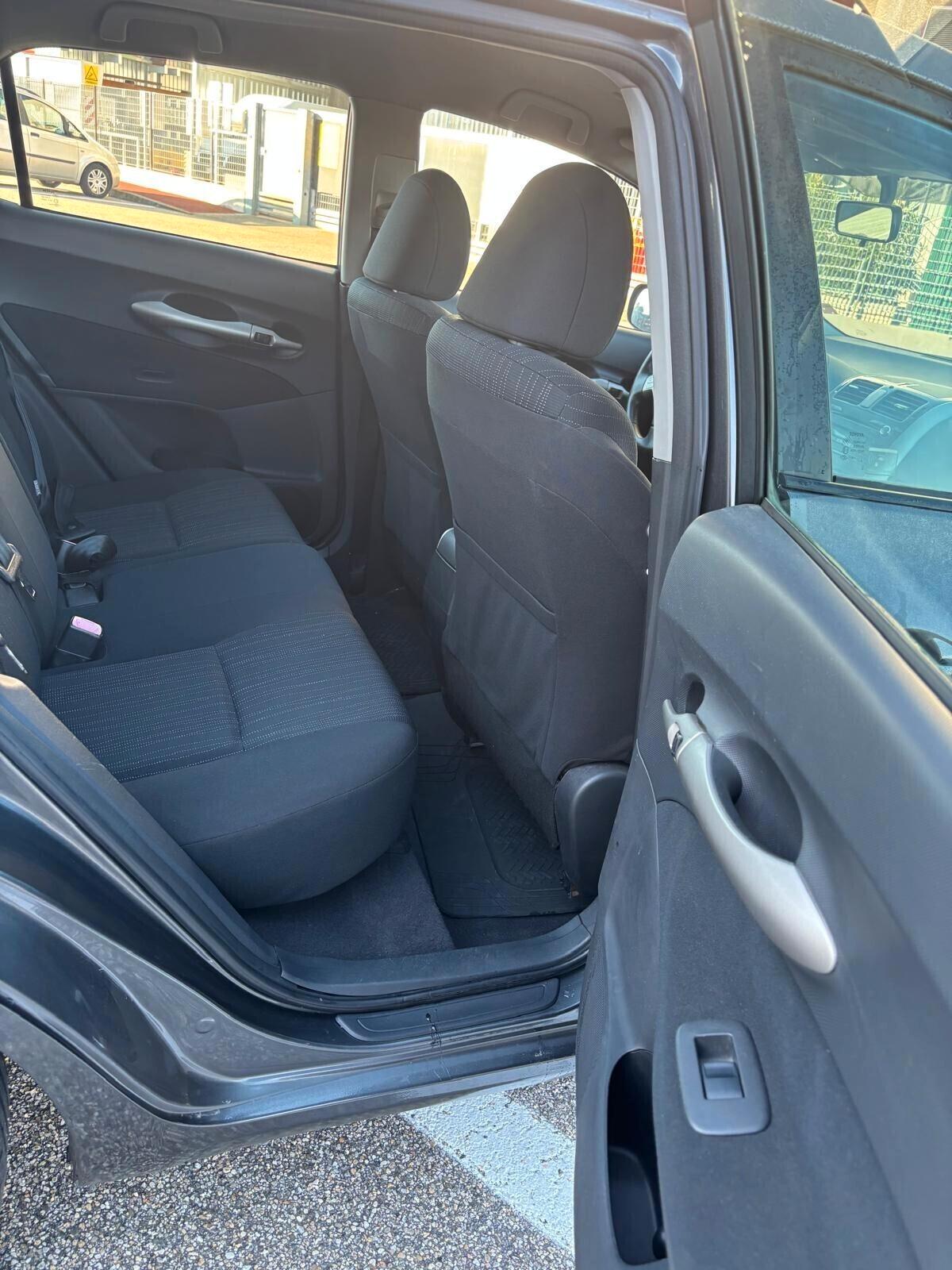 Toyota Auris 1.4 5 porte Sol SOLI 99000 KM UNICO PROPRIETARIO