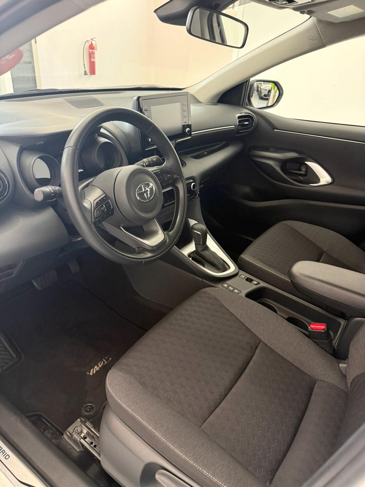 Toyota Yaris 1.5 Hybrid 5 porte Trend